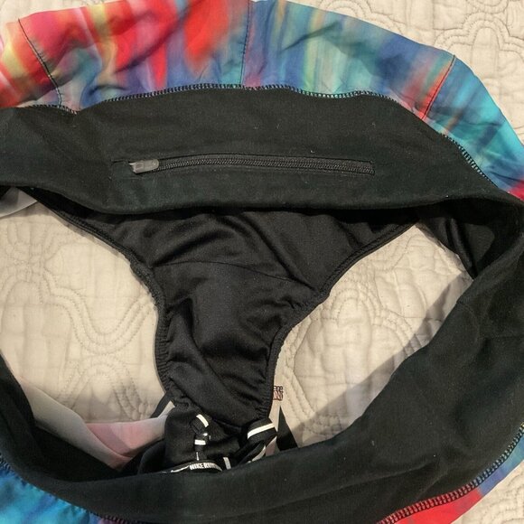 Nike 0911 dri-fit running shorts Woman’s watercolor Multicolor Print Small short - Picture 5 of 10